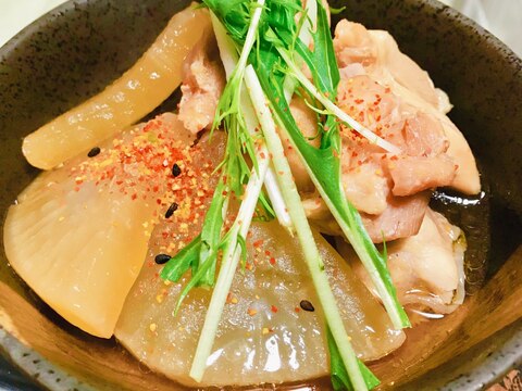 圧力鍋で！鶏もも肉と大根の煮物＊